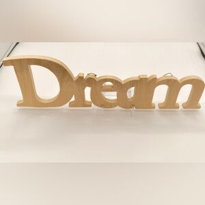 NWOT DREAM Wood Sign Craft Project